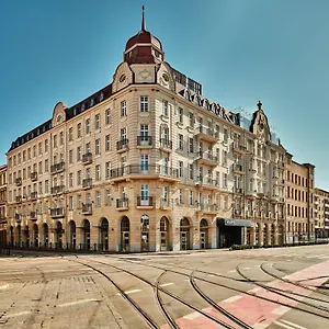 4* Hotel Moevenpick Grand